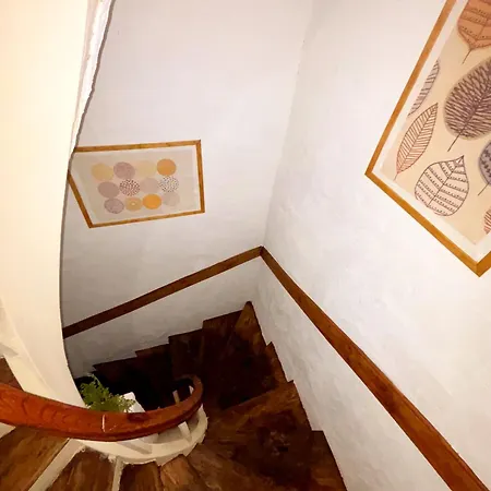 Nali Bed & Breakfast La Vespiere