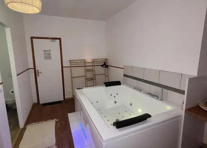 Oda ve Kahvaltı Nali